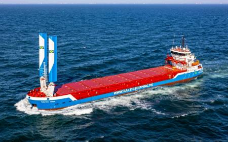 Baltic Iron enters service