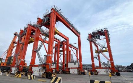 BCT Gdynia's eight new RTGs