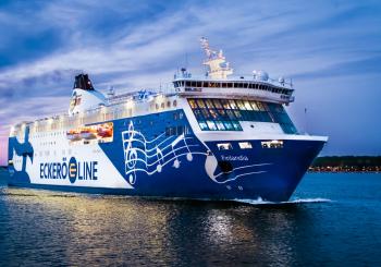 Viking Line buys into Eckerö