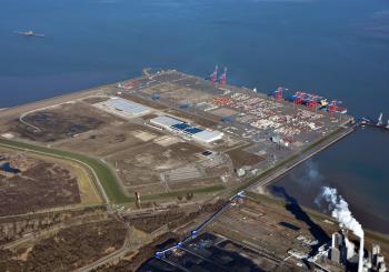 Hapag-Lloyd to take stake in JadeWeserPort Wilhelmshaven