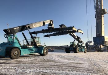 Södertälje port's new heavy-duty & eco-friendly machinery