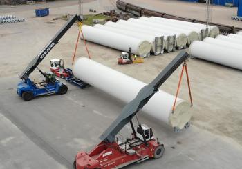 Uddevalla's 'jacked' reachstacker starts its operations