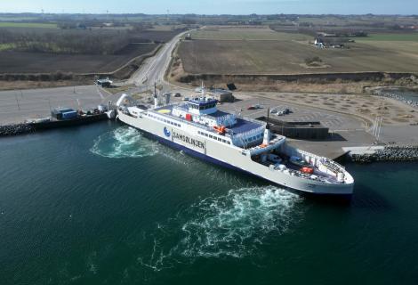 Molslinjen invests in quayside battery storage