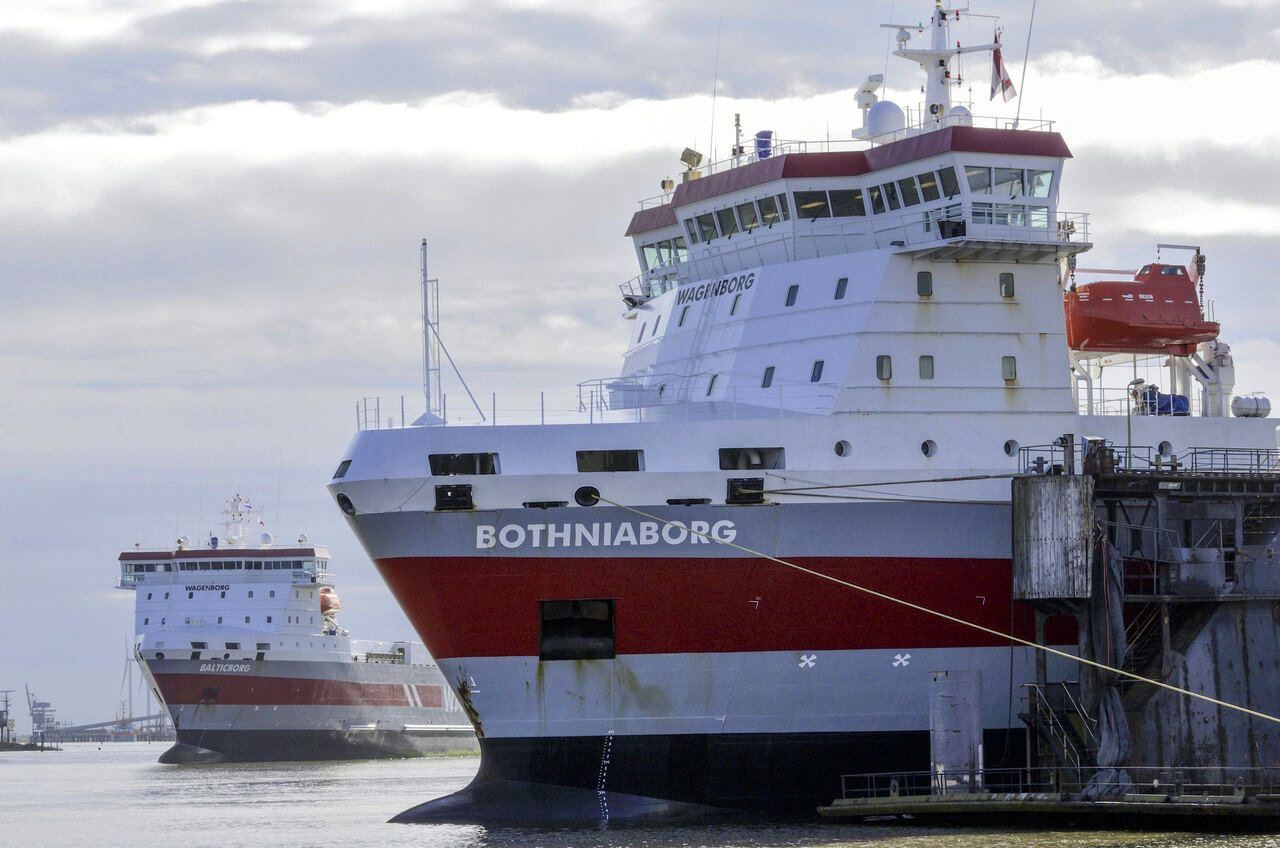 WALLENIUS SOL acquires two vessels