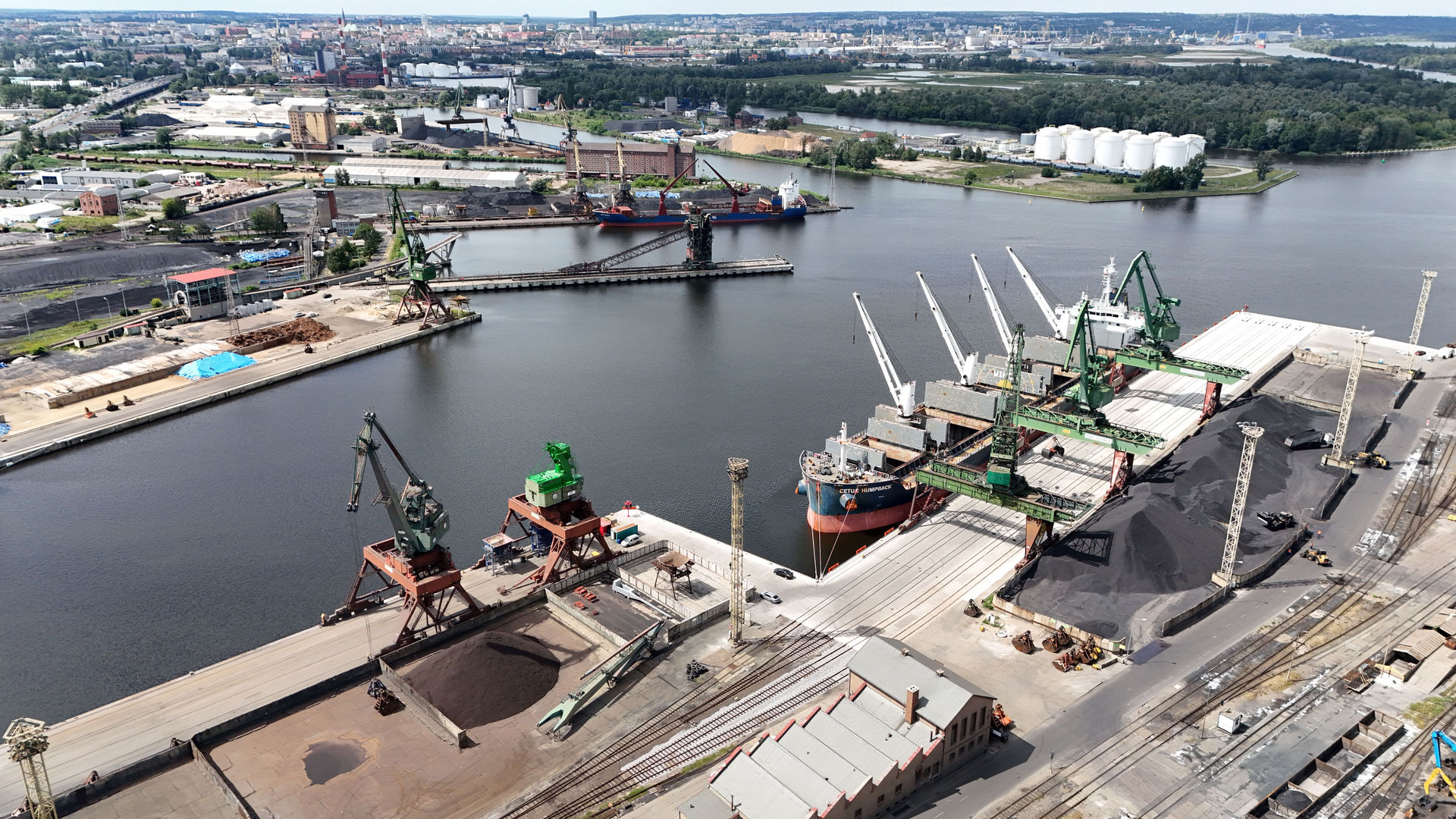 Rhenus further buys into Bulk Cargo - Port Szczecin