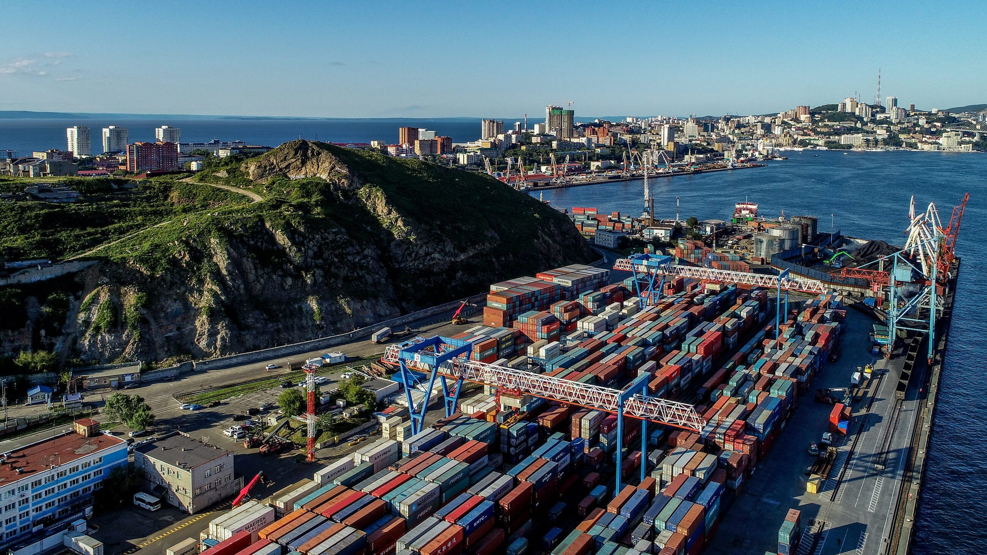 FESCO's new intra-Russia container train