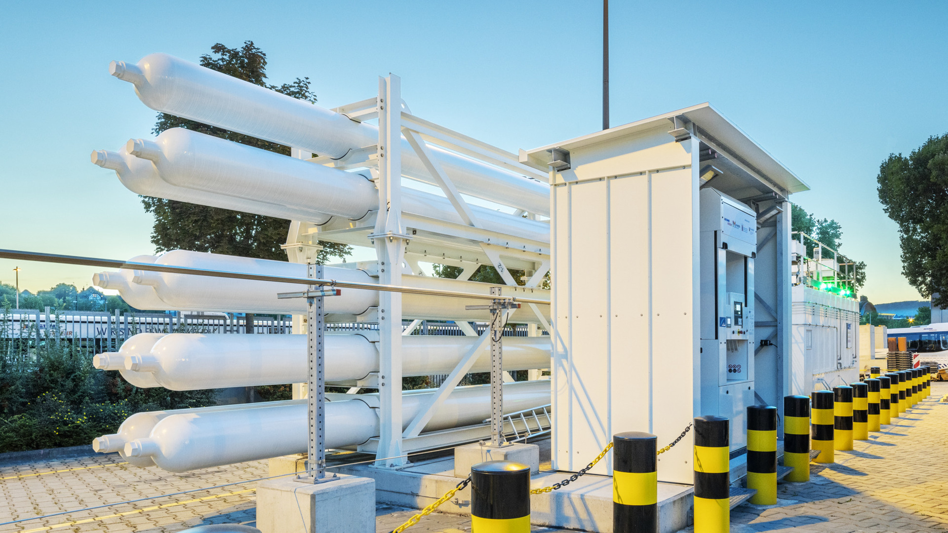 A hydrogen-filling station in Hamburg