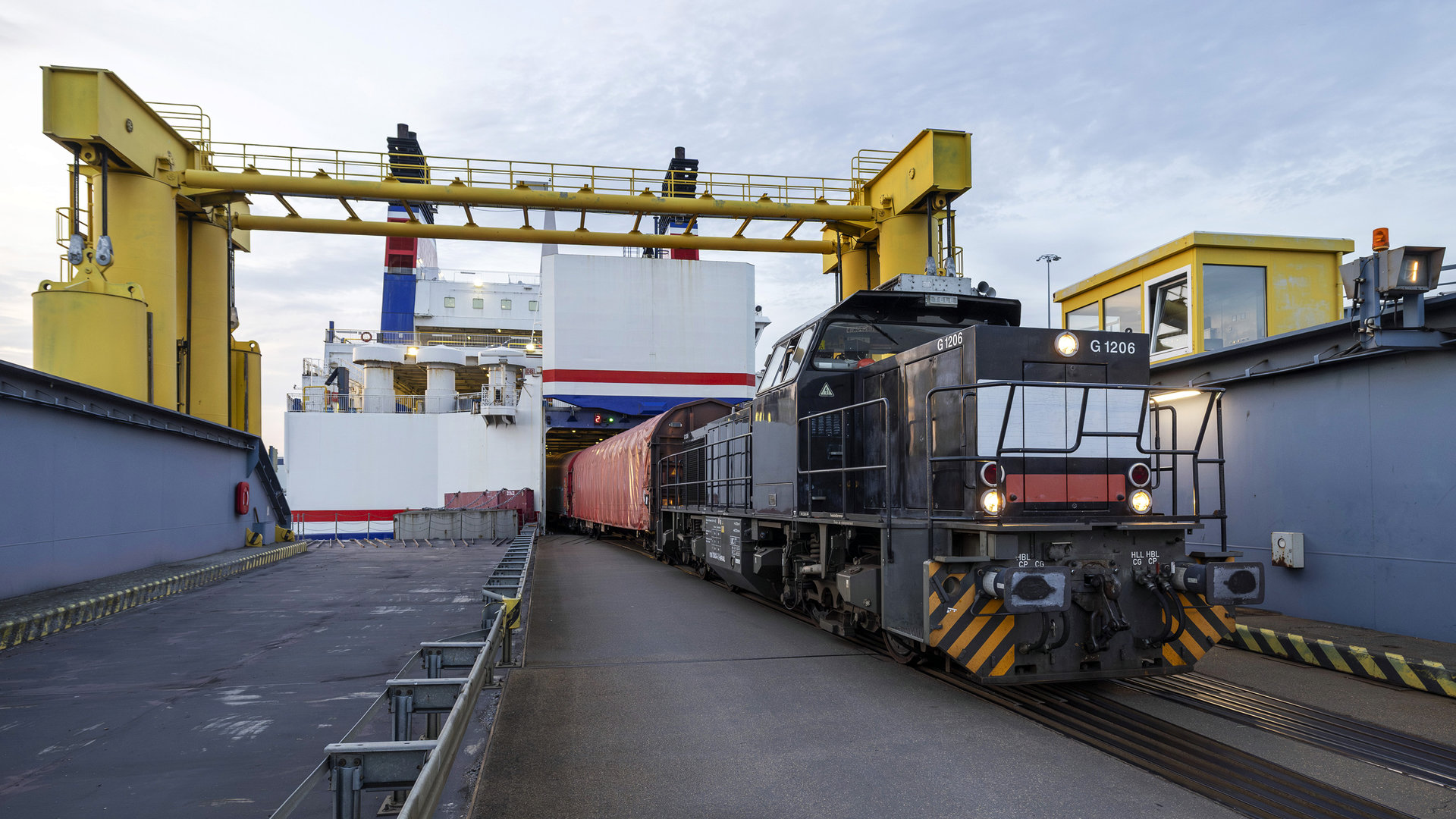 Germany-Sweden rail ferry service in place for another half a decade