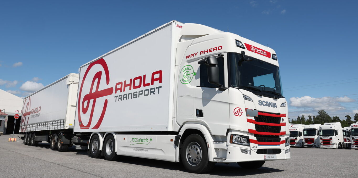 First Finland-Sweden regular e-truck combination service