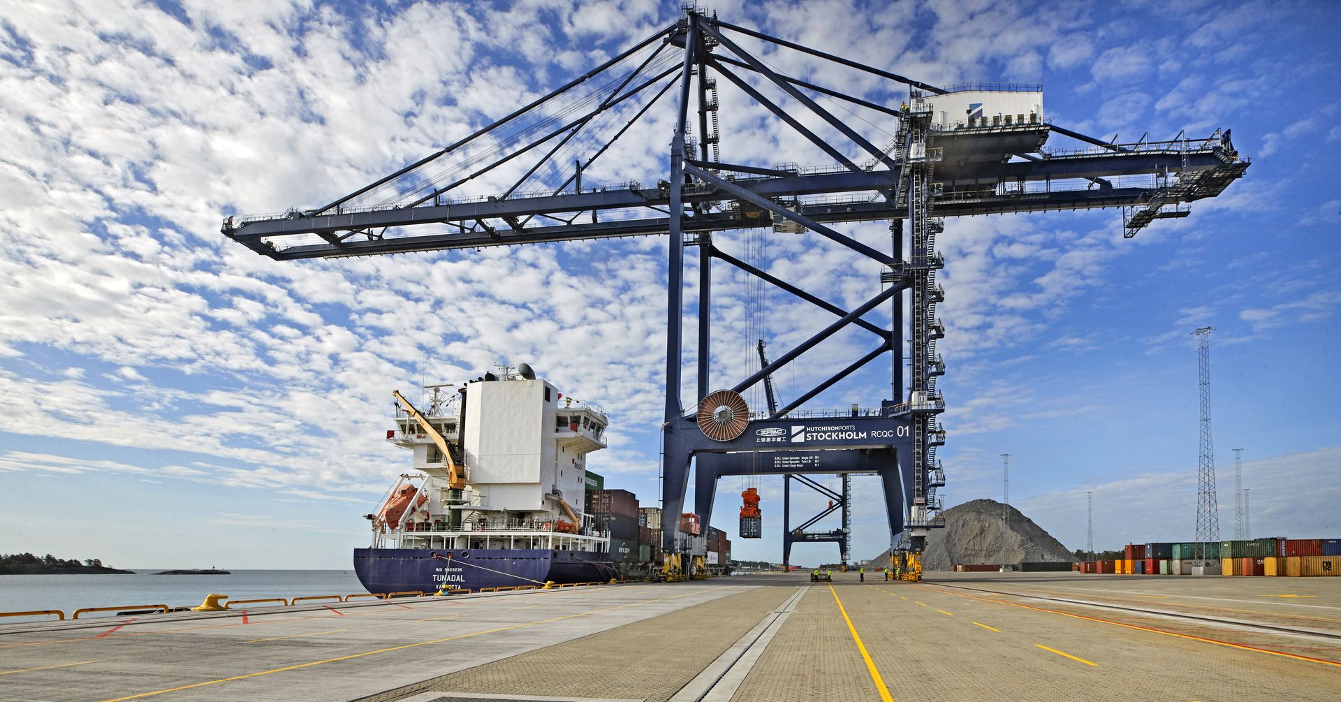 First commercial port call to Stockholm Norvik