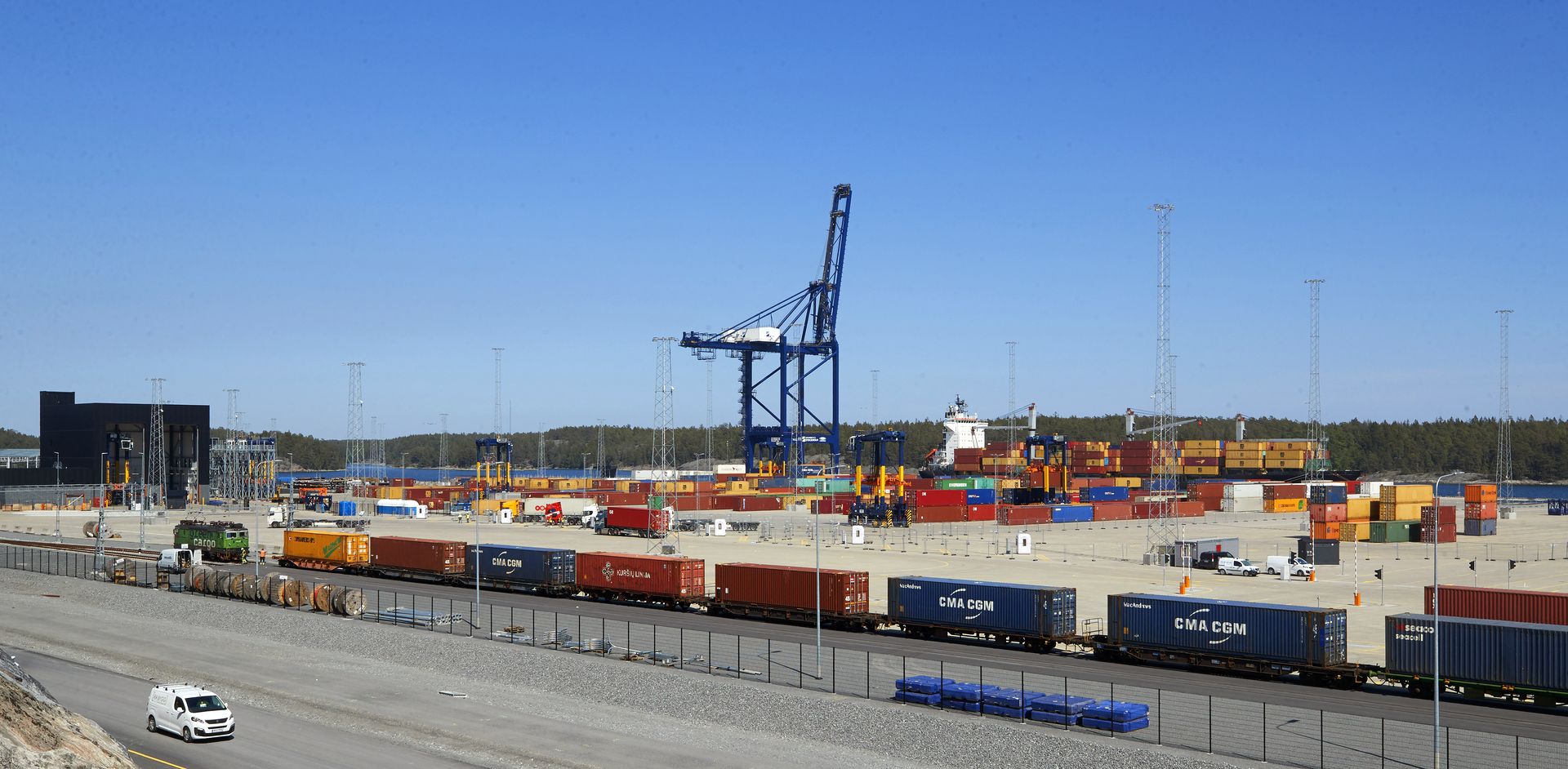 Stockholm Norvik welcomes its first freight train